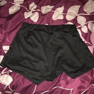 Boohoo Black Skort